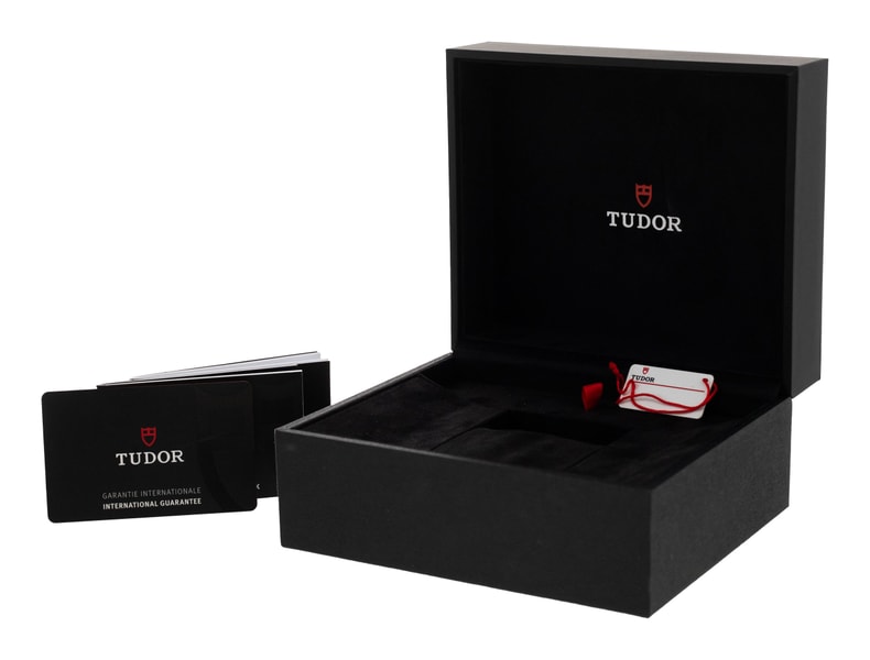 Tudor Royal M28600-0009